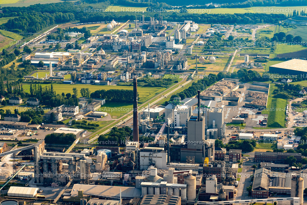 Luftbilder-Rheinberg-Kreis-Wesel-9726 | Luftbilder und Luftbildfotografie , Digital und Printbilder auf Leinwand , Alu Dibond , Acrylglas , Poster oder Download-Datei für private und gewerbliche Verwendung im Shop online bestellen. - Realisiert mit Pictrs.com