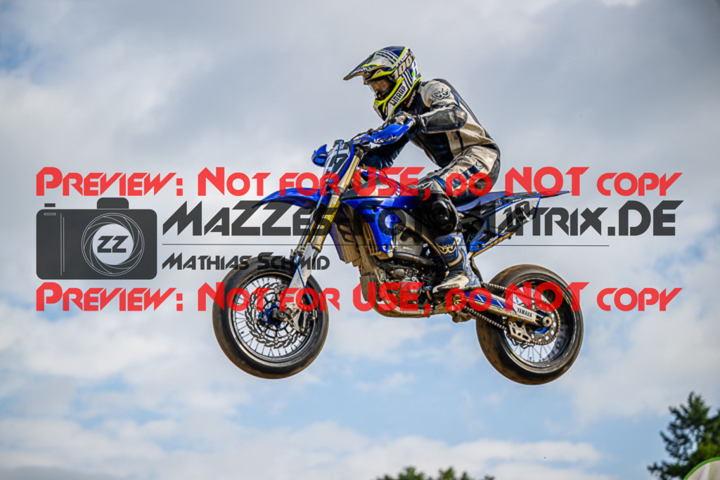 MaZZes_FotoMatrix_230702_0309 | S4