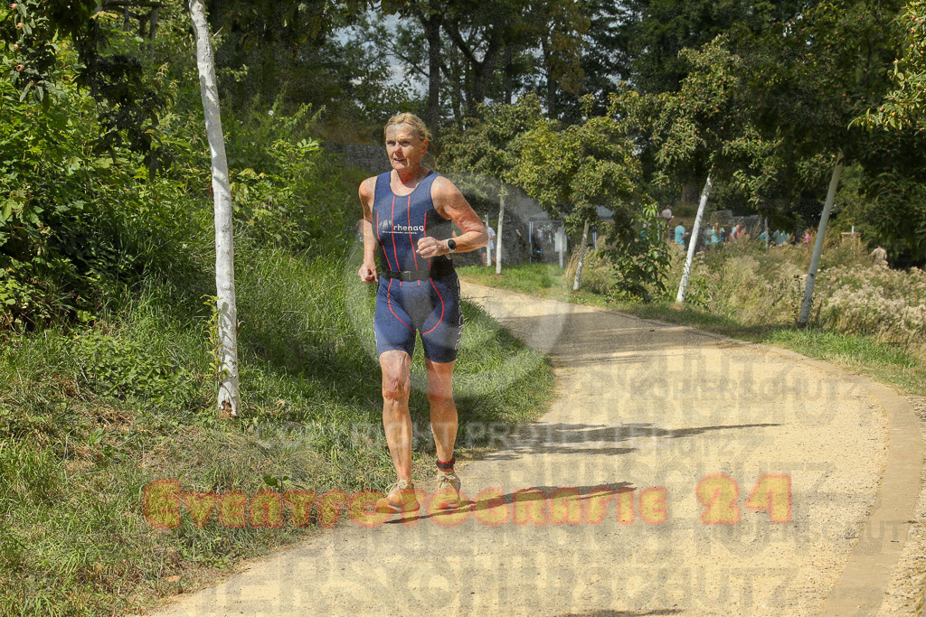 250824_1340_EX1_3198 | Sportfotografie im Rhein-Sieg Kreis, Köln, Bonn, NRW, Rheinland Pfalz, Hessen, etc. Unser Tätigkeitsfeld umfasst den Laufsport vom Volkslauf über den Marathon, Duathlon, Triathon bis zum Ultralauf wie Kölnpfad Ultra oder Schindertrail.