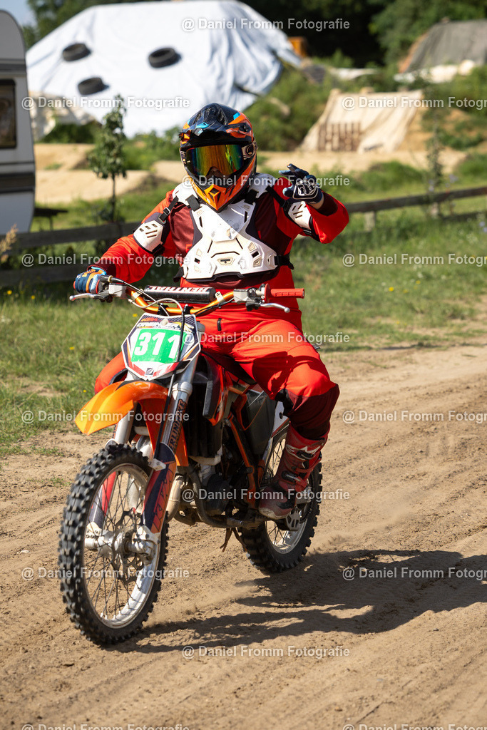 0V8A1354 | DanielFrommFotografie - Realisiert mit Pictrs.com