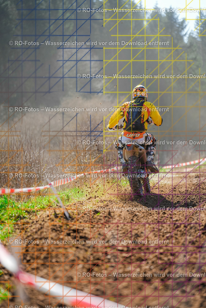 3 Lauf Mernes-730 | Sportfotografie von RO-Fotos: Motorsport, Motocross, Enduro, Laufveranstaltungen und Triathlon. Professionelle Fotos von Sportlern und Events. - Realisiert mit Pictrs.com