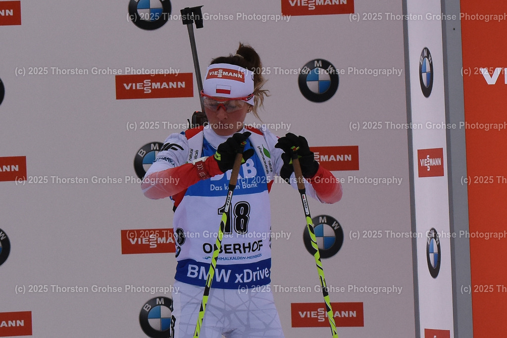 IBU WC Biathlon Oberhof 2018 | NOWAKOWSKA Weronika (POL) beim Start; IBU WC Biathlon Oberhof 2018, 7.5 km Sprint Frauen am 04.01.2018 in der DKB Ski Arena in Oberhof, (Deutschland) - Realisiert mit Pictrs.com