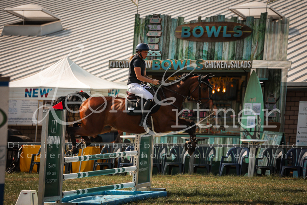 13.FrPfA00091 | Leoni Ertmer Photography - Realisiert mit Pictrs.com