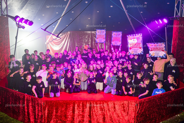 Zirkusvorstellung der MS Feldkirchen Digital | Bildershop von pixelworld.at - Realisiert mit Pictrs.com