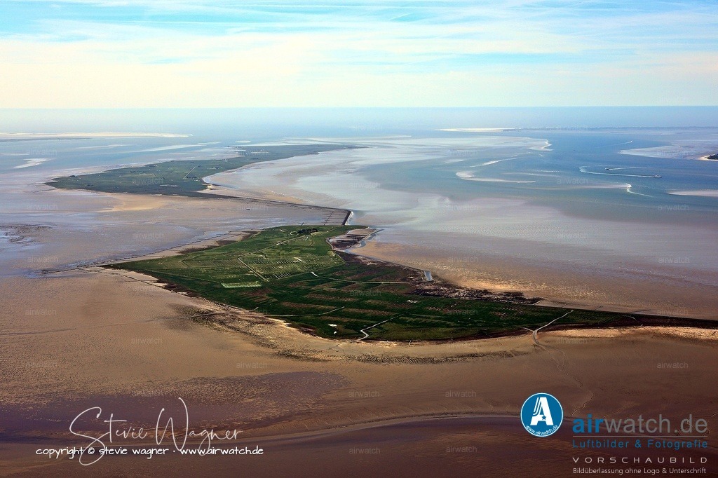 Halligen-Inseln-Weltnaturerbe-Wattenmeer-Mai-23-airwatch-wagner-240A2705 | Entdecken Sie atemberaubende Luftbilder und Fotografien auf airwatch.de - Tauchen Sie ein in eine Welt voller faszinierender Aufnahmen aus der Vogelperspektive.