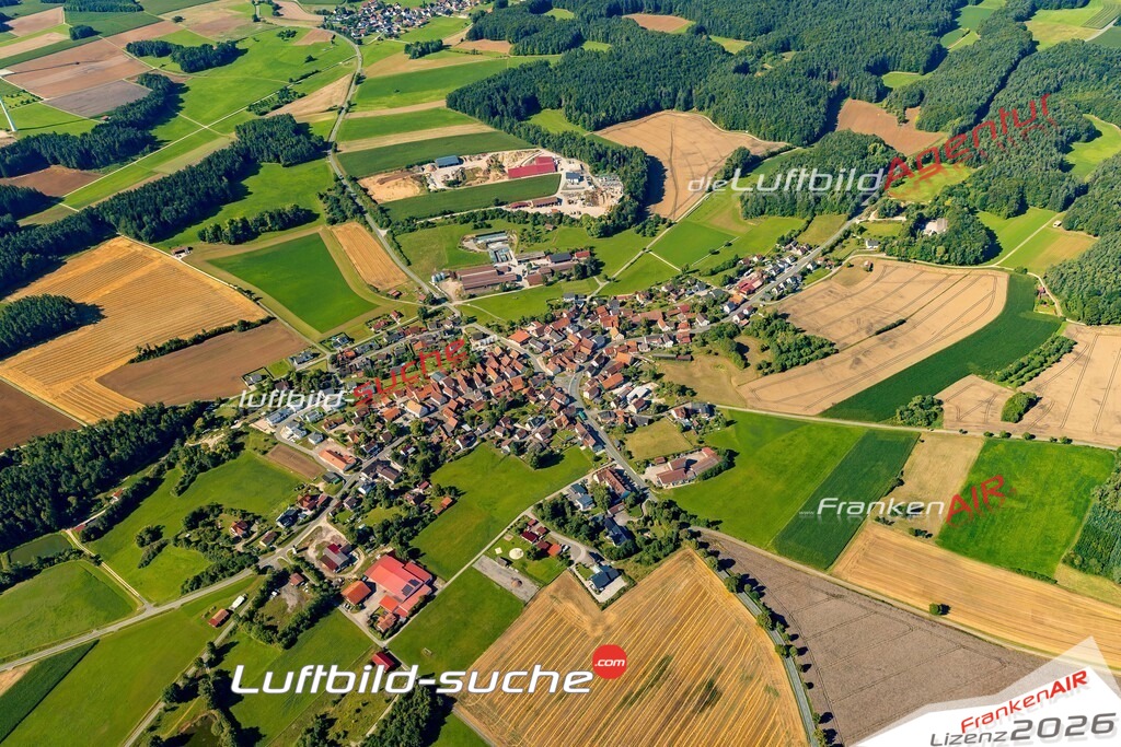 Luftbild Vs Google Maps  Weidensees  Betzenstein -Das Luftbild wurde 2025 vom UL-Flugzeug heraus erstellt ( keine Drohne ) - Hochauflösende Luftaufnahme -Nicht vergleichbar mit Google Maps oder Satelittenbilder- Die Geschenkidee !Mit Lizenz und Bildrechte bestellbar