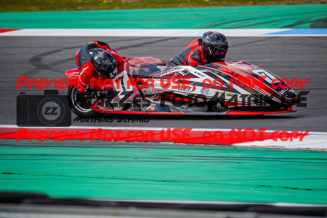 MaZZes_Fotomatrix-220424-90542 | Fotograf Mathias Schmid
Sportfotograf,
Eventfotograf,
Hochzeitsfotograf,
Portraitfotograf