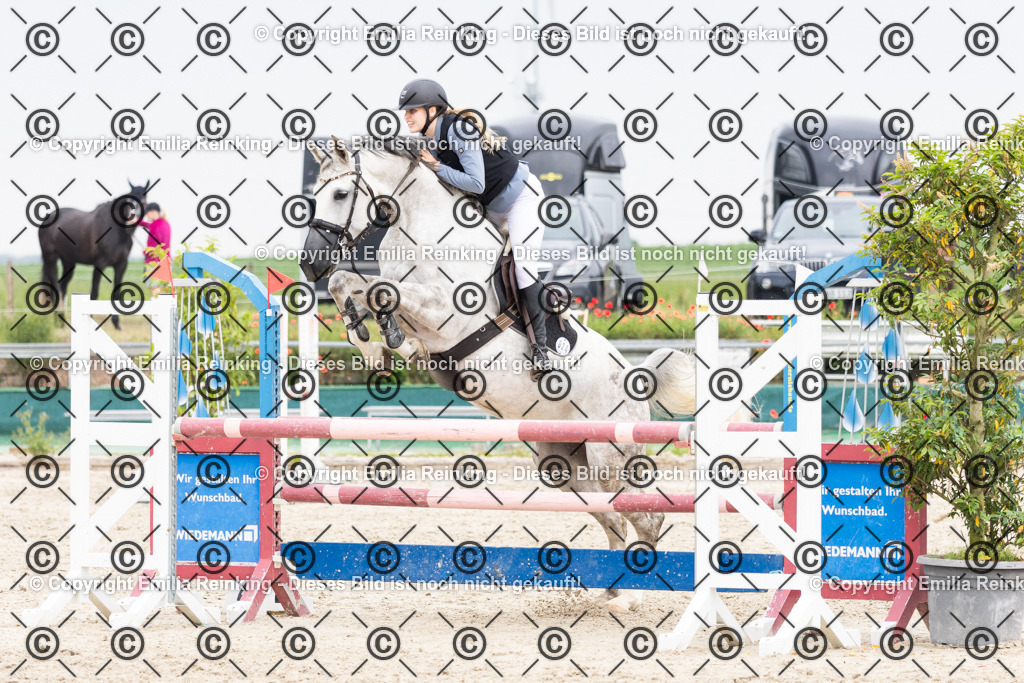 CL5A1941 | Emilia Reinking Fotografie - Realisiert mit Pictrs.com