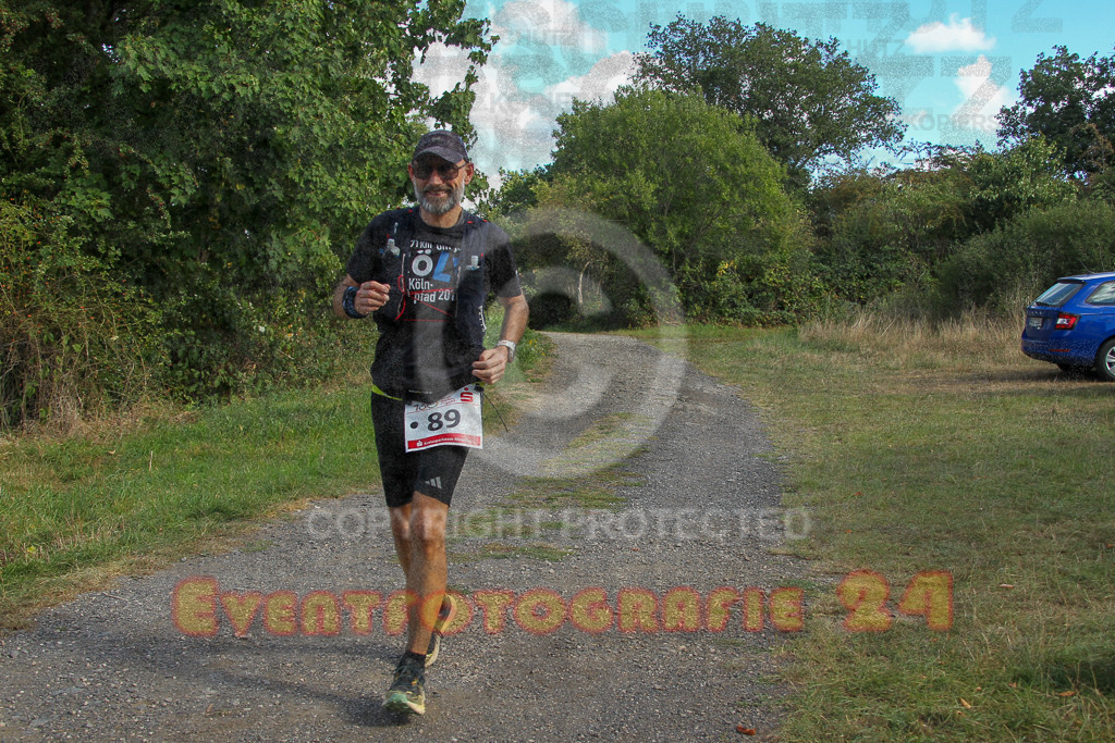 250830_1612_EV4_4612 | Sportfotografie im Rhein-Sieg Kreis, Köln, Bonn, NRW, Rheinland Pfalz, Hessen, etc. Unser Tätigkeitsfeld umfasst den Laufsport vom Volkslauf über den Marathon, Duathlon, Triathon bis zum Ultralauf wie Kölnpfad Ultra oder Schindertrail.