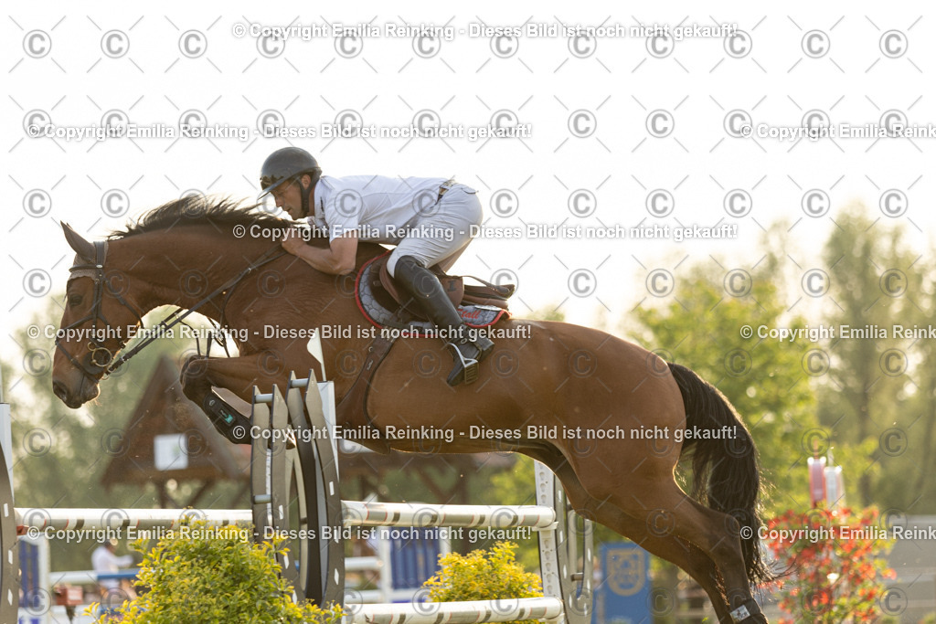 CL5A1526 | Emilia Reinking Fotografie - Realisiert mit Pictrs.com