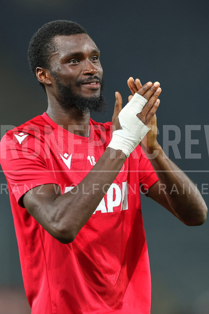Grazer AK 1902 vs TSV Egger Glas Hartberg – Austrian Bundesliga Match 2025 | Austrian Bundesliga match between Grazer AK 1902 and TSV Egger Glas Hartberg. Dynamic football action, players in motion, emotions, stadium atmosphere and team spirit captured in professional detail. The image shows Beres Owusu (GAK).