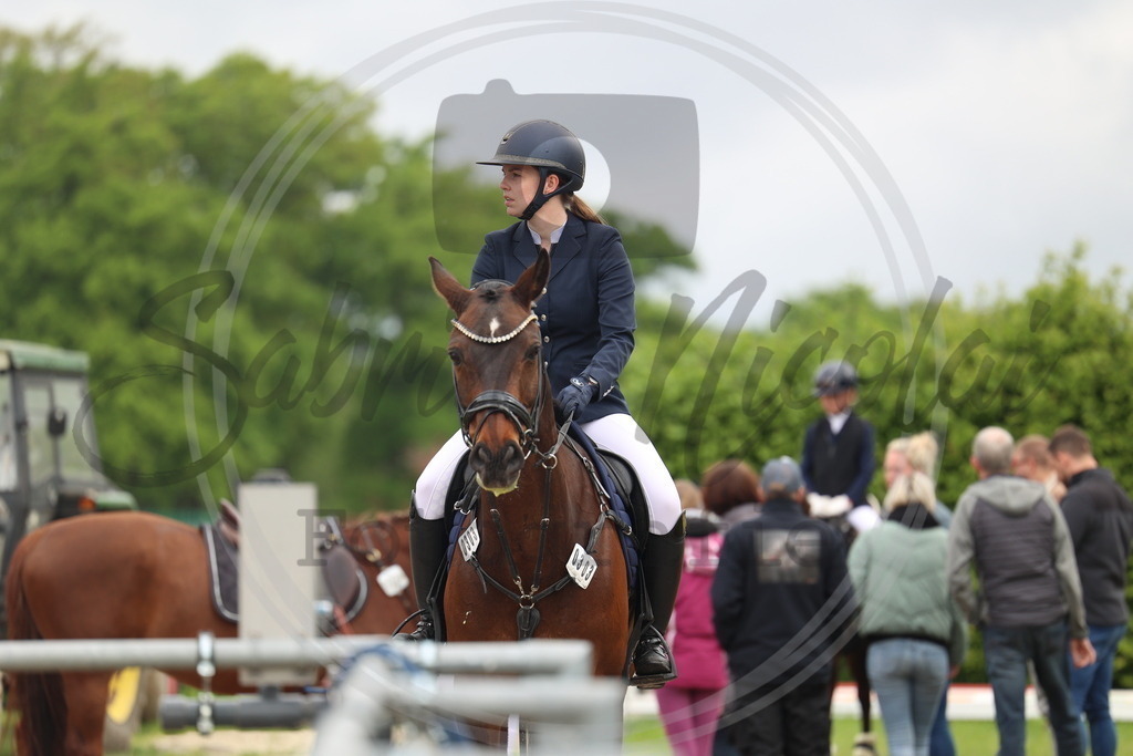 994A8313 | sabrinanicolaifotografie - Realisiert mit Pictrs.com