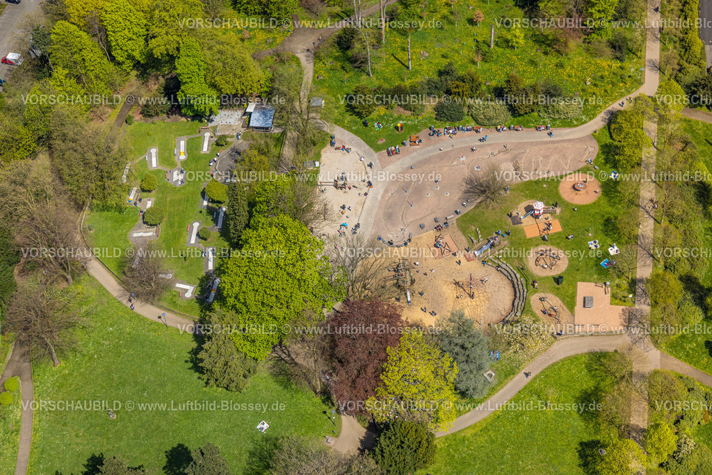 Velbert230407460 | Luftbild, Spielplatz im Herminghauspark, Minigolf, Velbert, Ruhrgebiet, Nordrhein-Westfalen, Deutschland