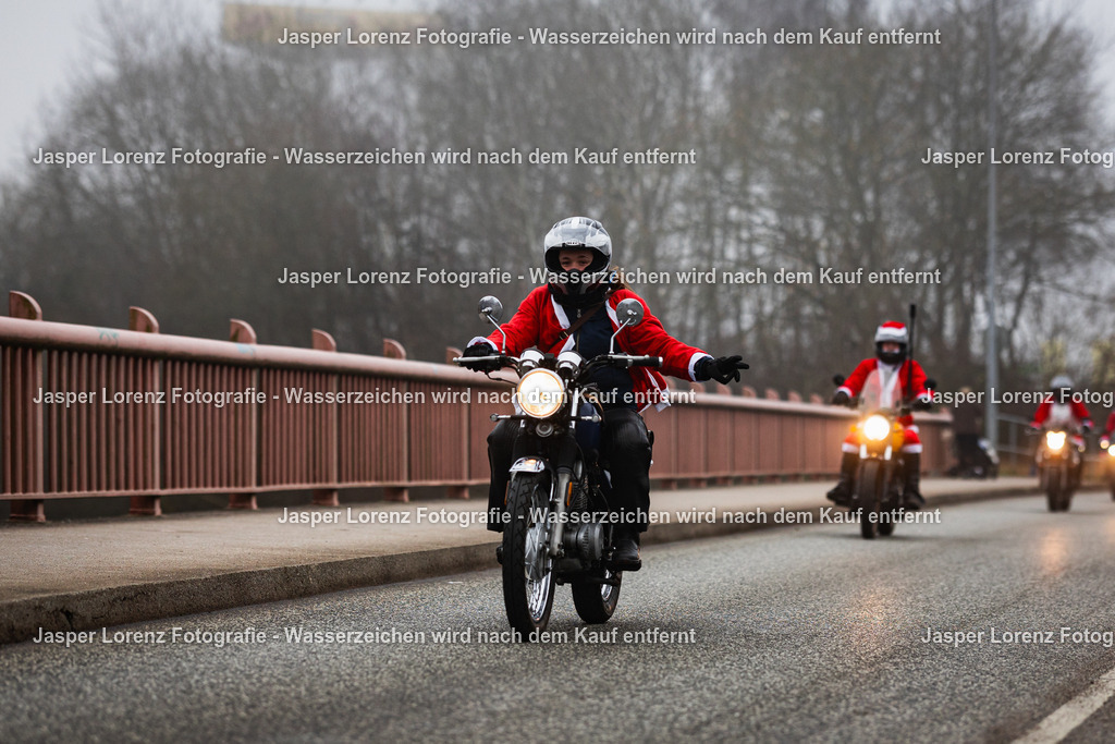 X-Mas Ride I Kiel I 2025 | Jasper Lorenz Fotografie - Realisiert mit Pictrs.com
