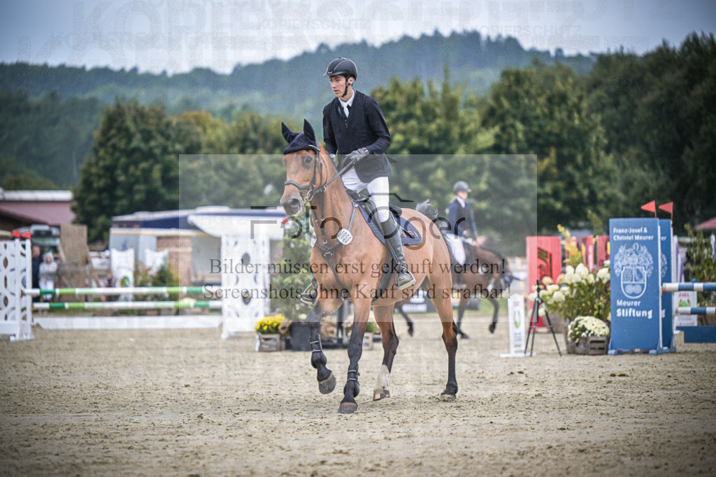 DOS_1105 | Entdecke hochwertige Reitturnierfotos von Foto Oger. Professionell, emotional und authentisch – jetzt Lieblingsmomente im Shop bestellen.Deutschlandweite Turnierfotografie. - Realisiert mit Pictrs.com