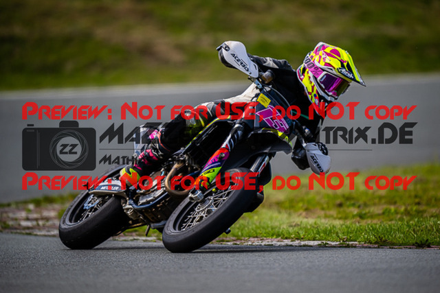 MaZZes_FotoMatrix_220903_2473 | S4