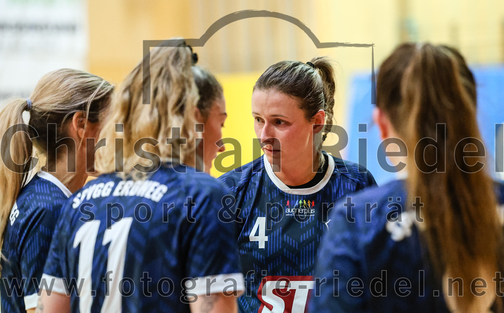 2024-02-03_054_SpVgg_Altenerding_gegen_SpVgg_Erdweg | Erding, Deutschland, 03.02.2024:
Handball, Bezirksoberliga Frauen Altbayern 2023 / 2024, 13. Spieltag, SpVgg Altenerding gegen SpVgg Erdweg, Endergebnis: 25:21

Anna-Katharina Luca (SpVgg Erdweg, #4)

Foto: Christian Riedel / fotografie-riedel.net