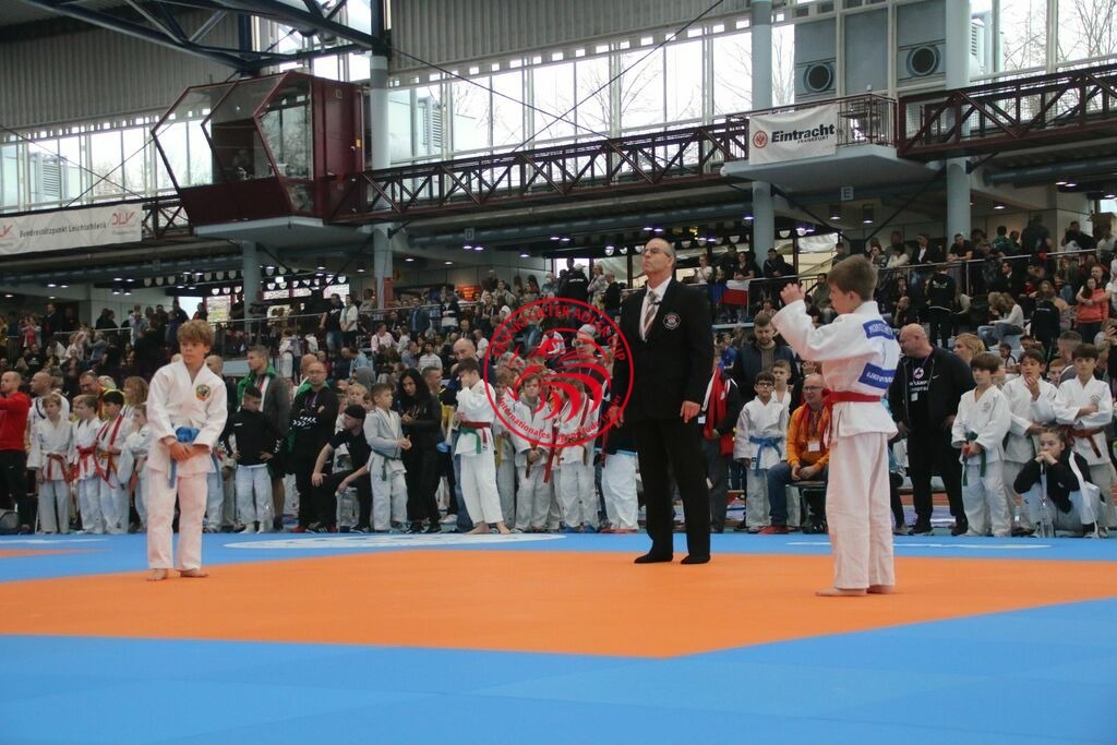 MSY-2022-10-29-7865 | Fotos vom Adler Cup - Pictures from Adler Cup

Hier findet Ihr alle Eindrücke und großen Momente der Adler Cup Wochenenden. Here you will find all impressions and great moments of the Adler Cup weekends. - Realisiert mit Pictrs.com