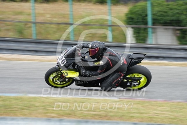 2024_08_02_PBK_13315 | Sportfotografie; SlowMotion; Video; Rennstrecke; Hafeneger; Speer; Racing; RSE; BMW; CBO; Trackday; Motorsportarena; Hockenheimring; Brno; Most; Barcelona; Valencia