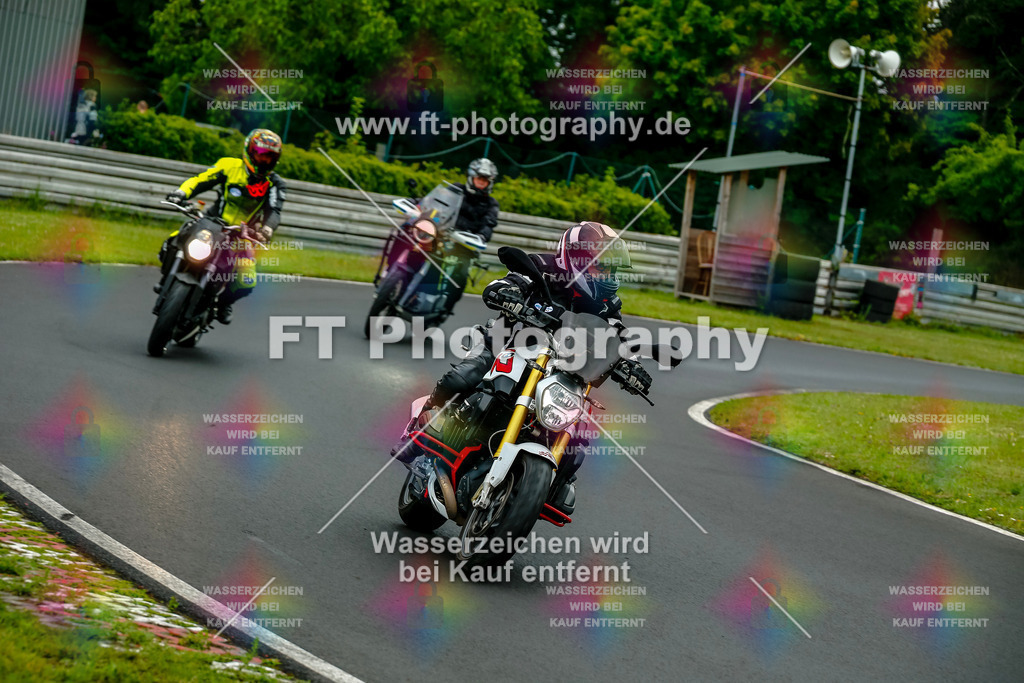 VBK-3594 | Hier findet Ihr Bilder von Touristenfahrten auf der Nürburgring Nordschleife oder von anderen Veranstaltungen die ich besucht habe. Viel Spass beim Durch Schauen 
