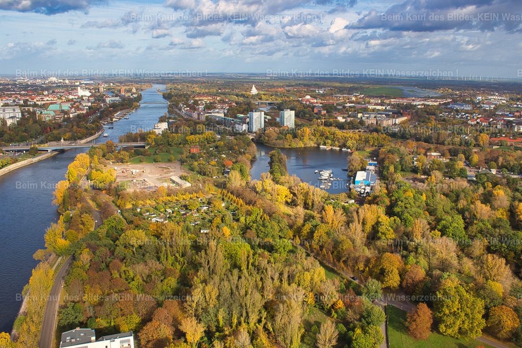 Magdeburg_Luftbild_Stadtpark_Herbst_Messegelände_6247 | Die Magdeburger Platte® - das sind die schönsten Luftbilder von Magdeburg & Sachsen-Anhalt auf Acryl, Leinwand oder zum Download. Das ist Luftbildfotografie & Luftbildaufnahmen mit Drohne & Flugzeug.  - Realisiert mit Pictrs.com