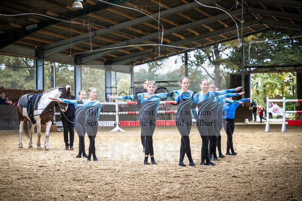 DOS_0019 | Entdecke hochwertige Reitturnierfotos von Foto Oger. Professionell, emotional und authentisch – jetzt Lieblingsmomente im Shop bestellen.Deutschlandweite Turnierfotografie. - Realisiert mit Pictrs.com