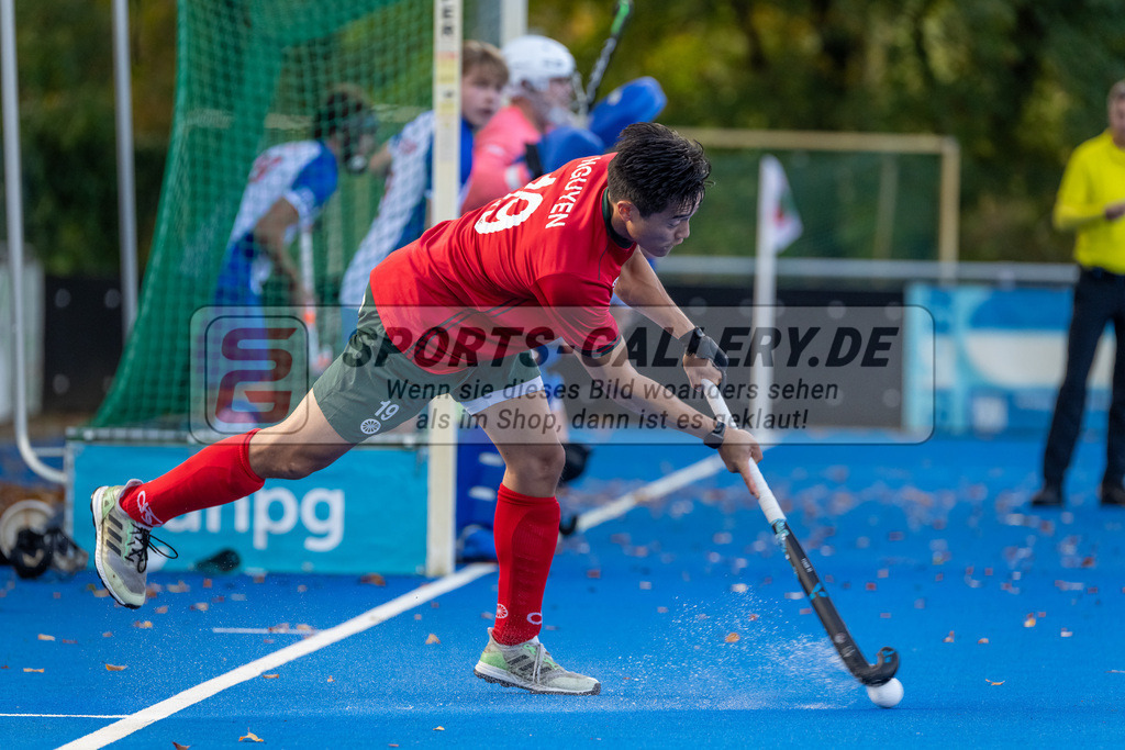 HK_20241019_107872 | 1. Bundesliga Herren Crefelder HTC - Großflottbeker THGC am 19.10.2024 CHTC, Krefeld , Nguyen Tino ( Crefelder HTC #19 )