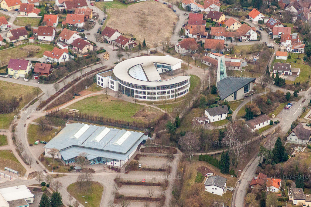 Luftbild: Leopold-Feigenbutz-Realschule im Ortsteil Unterderdingen in Oberderdingen im Bundesland Baden-Württemberg in Deutschland. Foto: IMG_38246.jpg vom 12.03.2011 durch Werner Riehm/FLY-FOTO.de