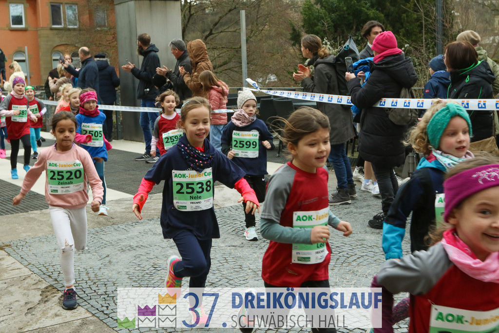 AOK JuniorCup 400m | 3Koenigslauf 2023 - Realisiert mit Pictrs.com