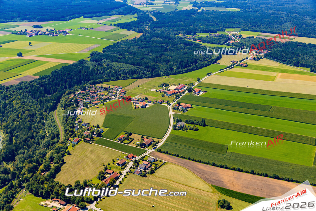 Luftaufnahme von Grub Valley Bild- Das Luftbild wurde 2025 vom UL-Flugzeug heraus erstellt ( keine Drohne ) - Hochauflösende Luftaufnahme -Nicht vergleichbar mit Google Maps oder Satelittenbilder- Die Geschenkidee !Mit Lizenz und Bildrechte bestellbar