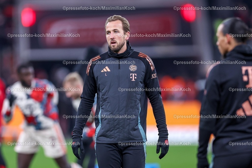 Lev15022501185 | 15.02.2025, Fußball, Bayer 04 Leverkusen - FC Bayern München, 1. Fußball Bundesliga, 22. Spieltag, BayArena, Saison 2024 2025: Harry Kane (FC Bayern #9)DFB regulations prohibit any use of photographs as image sequences and or quasi-video.