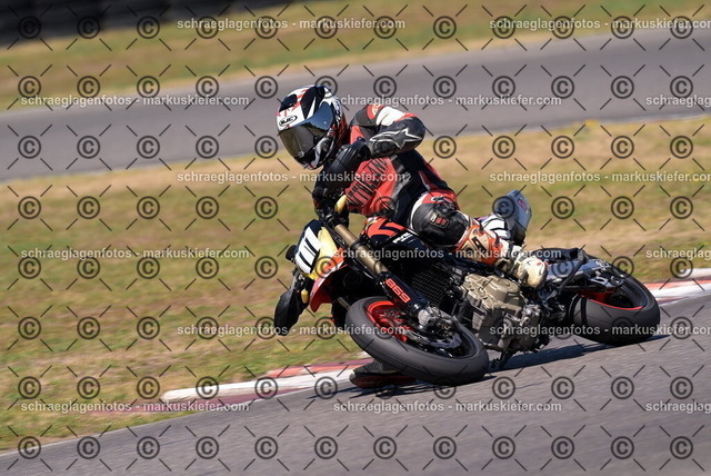 26bt04-1973 | markuskiefer.com - Realisiert mit Pictrs.com