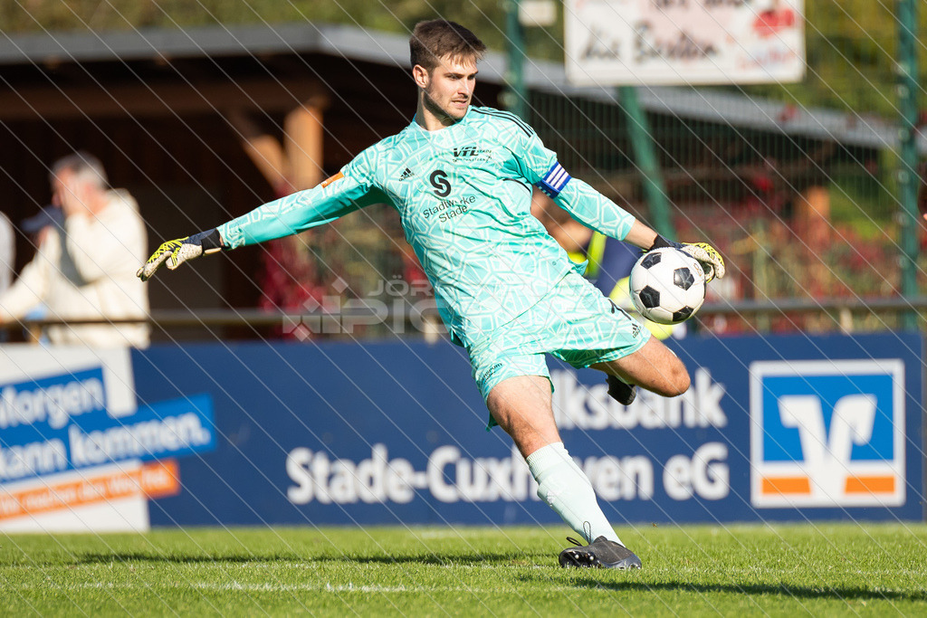 20250928_Picselweb-Fotografie_1R3_1789 | Spielszenen aus dem Spiel VfL Güldenstern Stade - Rotenburger SV. Ergebnis 0:3 - Realisiert mit Pictrs.com