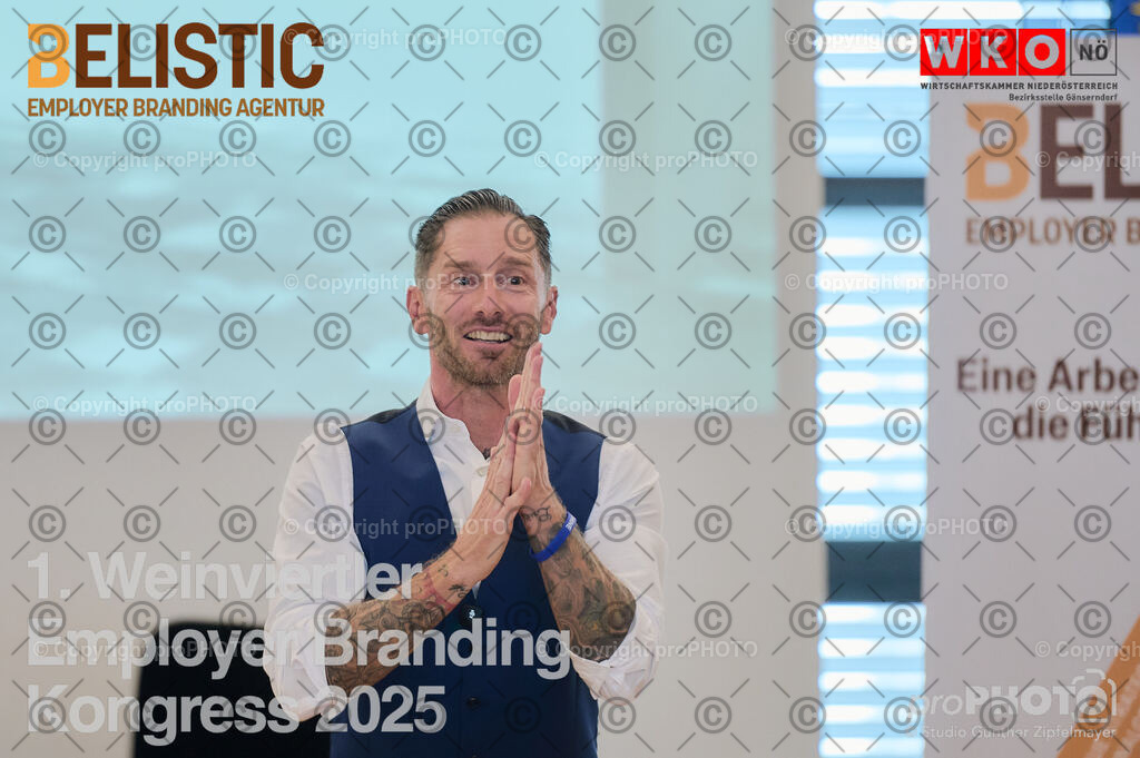 064_202509_EmployerBranding_NZ6_9807 | proPHOTO - Realisiert mit Pictrs.com