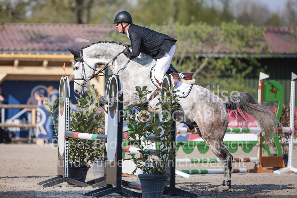 220426_Mühlen_SprPfA1-103 | Late Entry Mühlen
26.04.2022
01 Springpferde-A* 4-6j