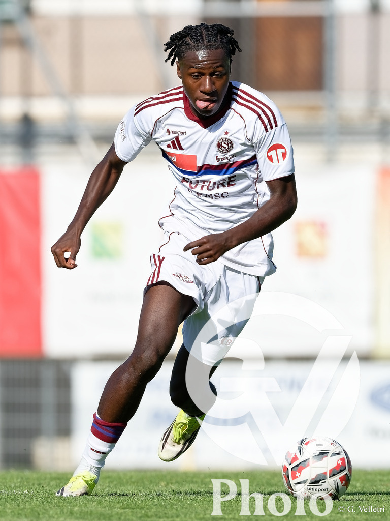 Lancy FC  v Servette FC M-21  - 1ere ligue Classic  | Geneva, Switzerland - April 25 : during the 1ere ligue Classic  match between Lancy FC  and Servette FC M-21  at Stade de Marignac on April 25 , 2026 in Geneva, Switzerland.