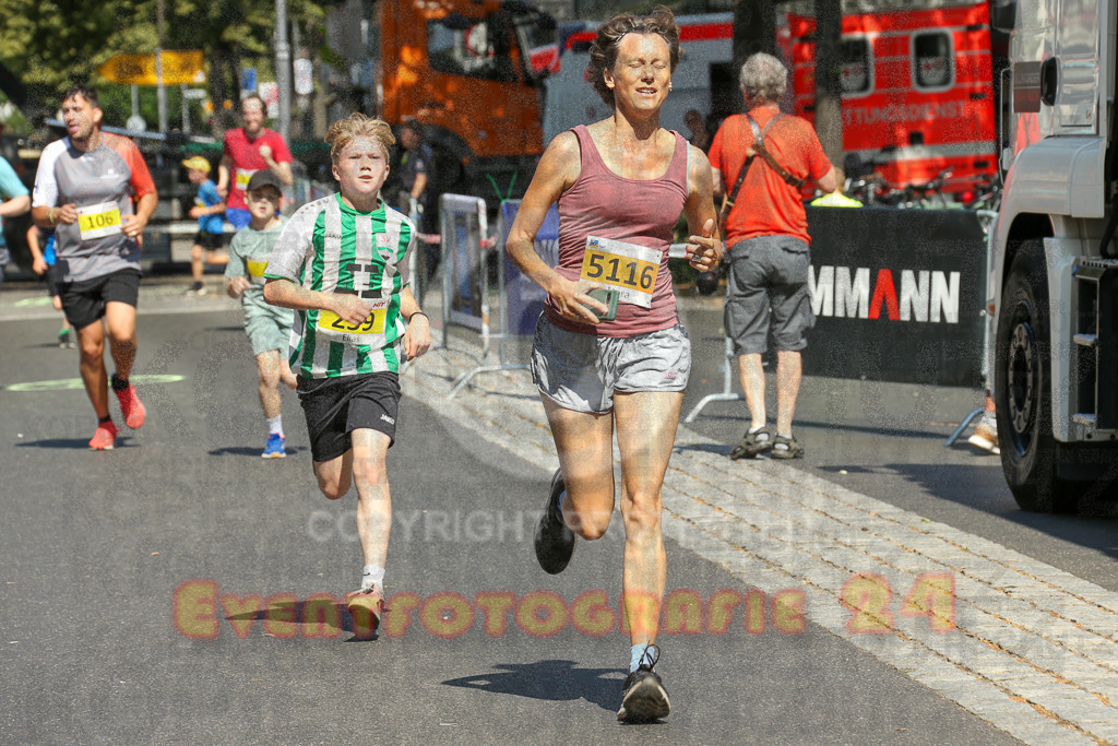 250621_1042_EX1_2185 | Sportfotografie im Rhein-Sieg Kreis, Köln, Bonn, NRW, Rheinland Pfalz, Hessen, etc. Unser Tätigkeitsfeld umfasst den Laufsport vom Volkslauf über den Marathon, Duathlon, Triathon bis zum Ultralauf wie Kölnpfad Ultra oder Schindertrail.