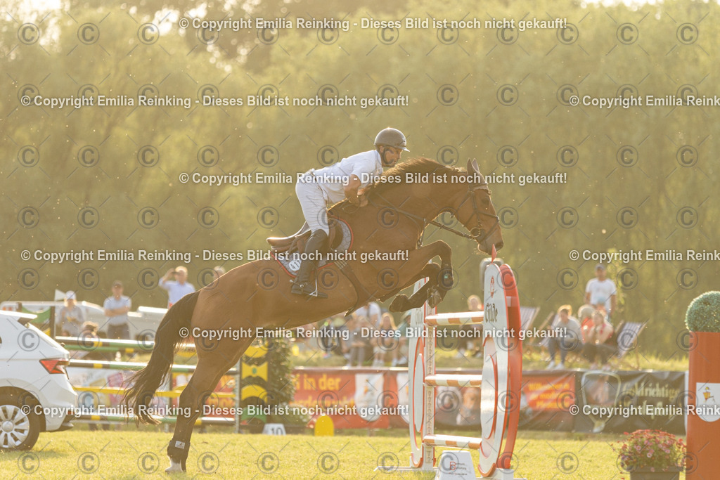 CL5A1523 | Emilia Reinking Fotografie - Realisiert mit Pictrs.com