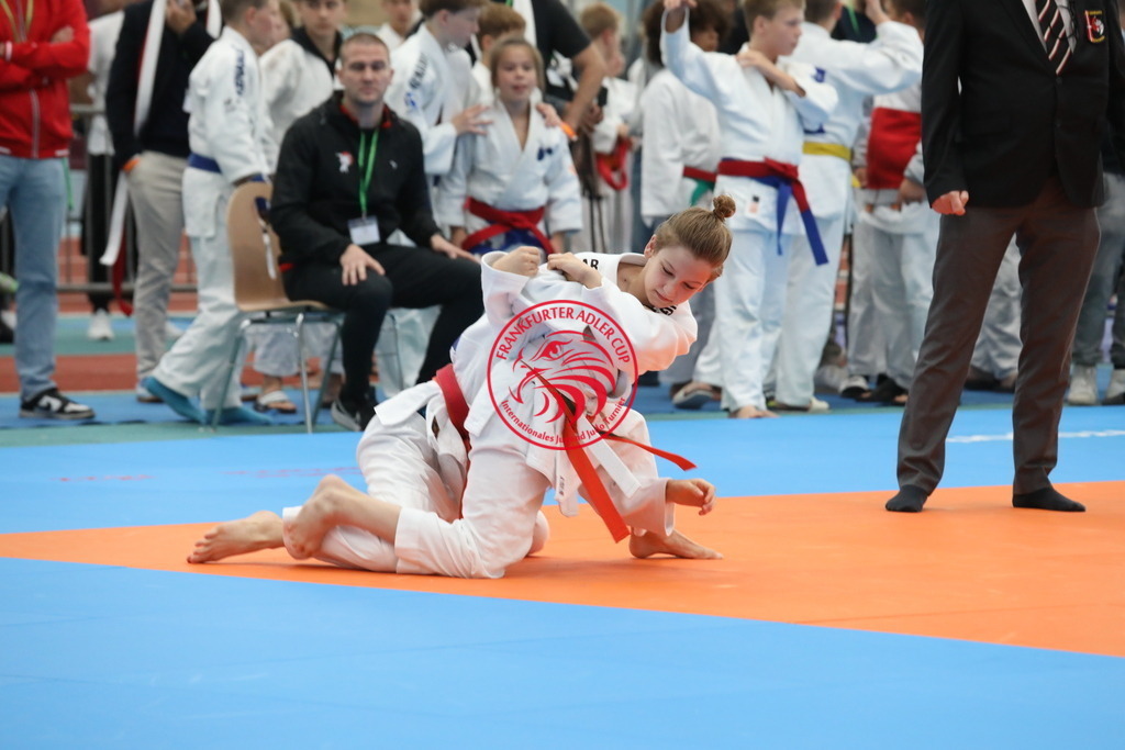 1J7A1700 | Fotos vom Adler Cup - Pictures from Adler Cup

Hier findet Ihr alle Eindrücke und großen Momente der Adler Cup Wochenenden. Here you will find all impressions and great moments of the Adler Cup weekends. - Realisiert mit Pictrs.com