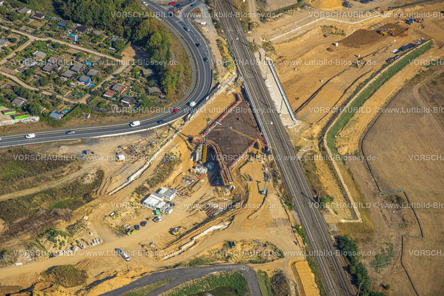 Wesel220806275 | Luftbild, Lippemündungsraum, Lippeaue, Baustelle und Neubau Erweiterung Bundesstraße B8, Fusternberg, Wesel, Ruhrgebiet, Nordrhein-Westfalen, Deutschland