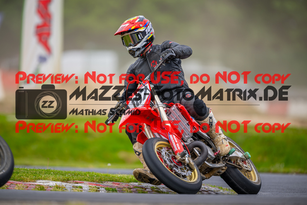 MaZZes-Fotomatrix-20260508-53307 | G2