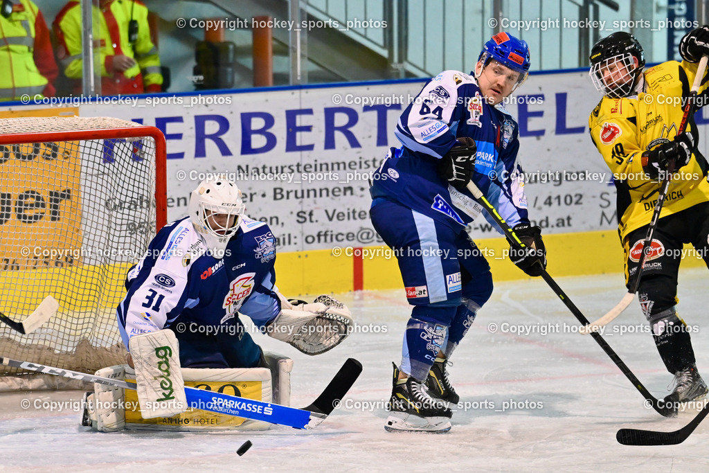 ESC Steindorf vs. EC Hornets Spittal 25.2.2024 | #31 Steiner Paul ESC Steindorf, #64 Stichauner Fabian ESC Steindorf, #98 Thalhammer Dominic EC Hornets Spittal, ESC Steindorf vs. EC Hornets Spittal 25.2.2024, ESC Steindorf vs. EC Hornets Spittal 25.2.2024 am 25.02.2024 in Steindorf (Ossiachersee Halle), Austria, (Photo by Bernd Stefan)