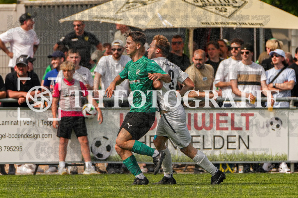 GER, FC Zell - FC Wittlingen, Fussball, Rothaus Bezirkpokal, Finale, Saison 2024/2025, 29.05.2025 | GER, FC Zell - FC Wittlingen, Fussball, Rothaus Bezirkpokal, Finale, Saison 2024/2025, 29.05.2025Foto: TH Fotografie/Alessio Bosco