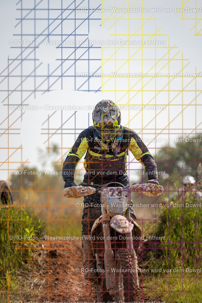 Wolfshausen 4 Lauf -977 | Sportfotografie von RO-Fotos: Motorsport, Motocross, Enduro, Laufveranstaltungen und Triathlon. Professionelle Fotos von Sportlern und Events. - Realisiert mit Pictrs.com
