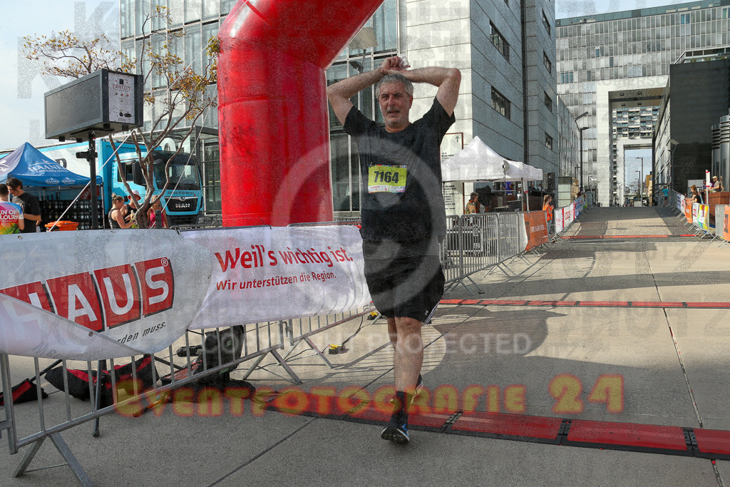 250920_1554_EX1_0806 | Sportfotografie im Rhein-Sieg Kreis, Köln, Bonn, NRW, Rheinland Pfalz, Hessen, etc. Unser Tätigkeitsfeld umfasst den Laufsport vom Volkslauf über den Marathon, Duathlon, Triathon bis zum Ultralauf wie Kölnpfad Ultra oder Schindertrail.