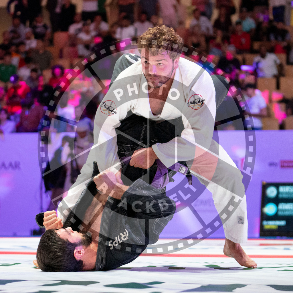 20231109PBB5571 | Fighters compete during the AJP World Professional Championship in the Mubadala Arena in Abu Dhabi, Arab United Emirates, on November 9, 2023.