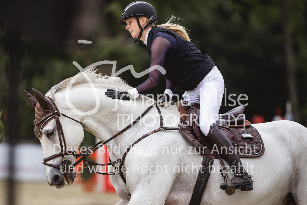 230824_Delbrueck_AmateurM2-290 | Deine schönsten Turniermomente als professionelle Fotos! Entdecke hochwertige Pferdesport-Fotografie im Online-Shop. Jetzt Fotos finden & bestellen!