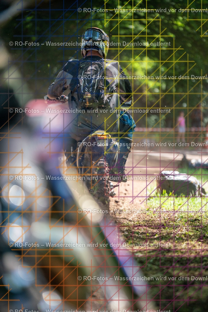 Wolfshausen 2 Lauf -1067 | Sportfotografie von RO-Fotos: Motorsport, Motocross, Enduro, Laufveranstaltungen und Triathlon. Professionelle Fotos von Sportlern und Events. - Realisiert mit Pictrs.com