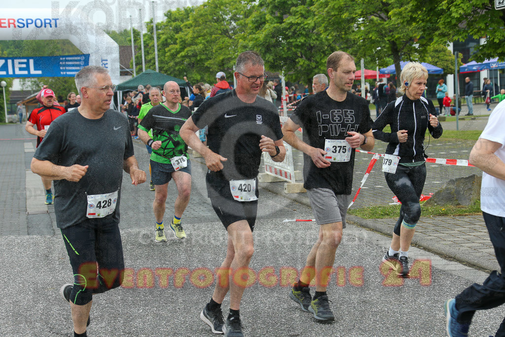 220508_0932_EX1_2992 | Sportfotografie im Rhein-Sieg Kreis, Köln, Bonn, NRW, Rheinland Pfalz, Hessen, etc. Unser Tätigkeitsfeld umfasst den Laufsport vom Volkslauf über den Marathon, Duathlon, Triathon bis zum Ultralauf wie Kölnpfad Ultra oder Schindertrail.