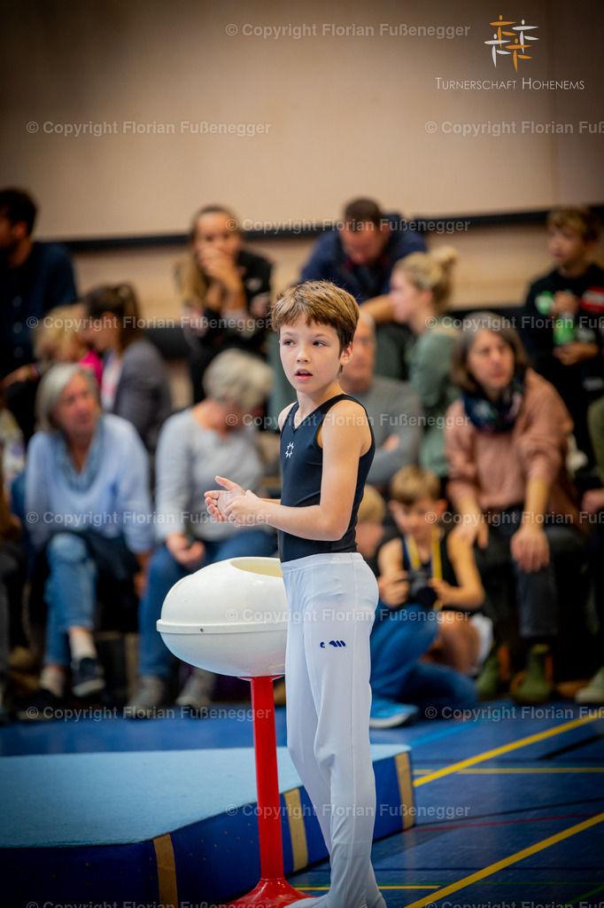 Promo-340 | "Fussifoto.com – Ihr Ansprechpartner für hochwertige Fotografie! Entdecken Sie kreative Bilder und professionelle Dienstleistungen. Kontaktieren Sie uns für Ihre Projekte!"